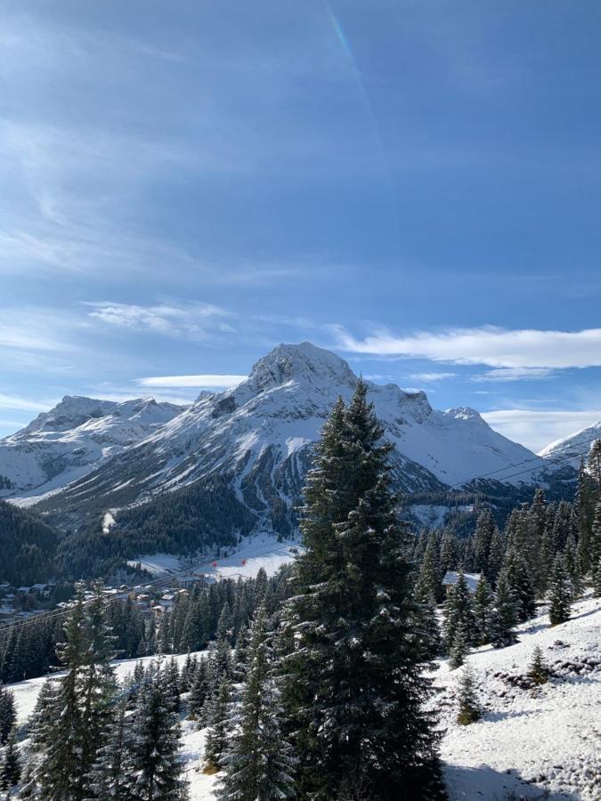 Skilodge Oberlech Eksteriør billede